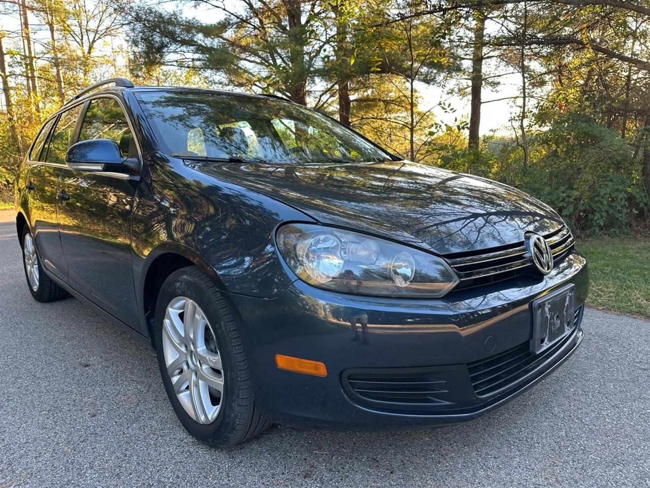 Volkswagen Jetta SportWagen  2010
