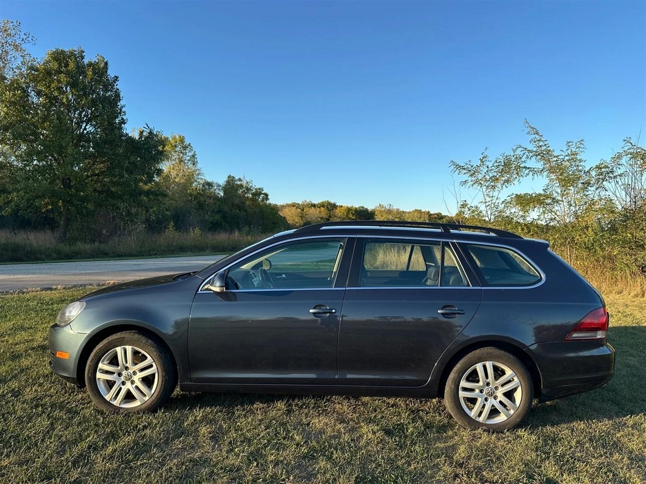 Volkswagen Jetta SportWagen  2010