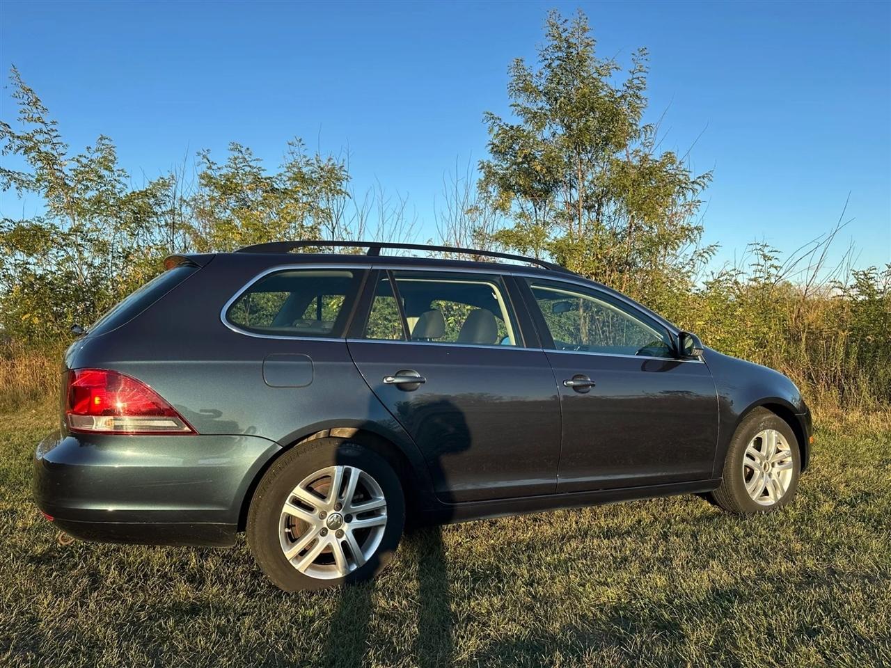 Volkswagen Jetta SportWagen  2010