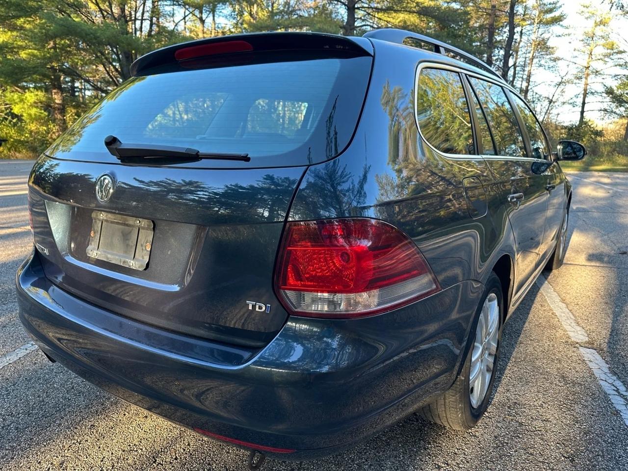 Volkswagen Jetta SportWagen  2010
