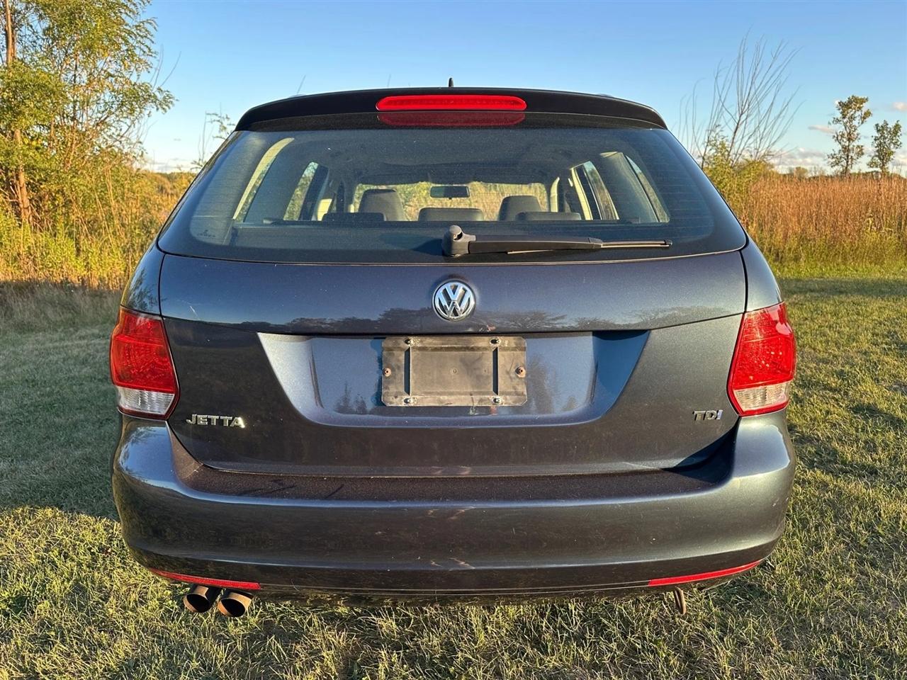 Volkswagen Jetta SportWagen  2010