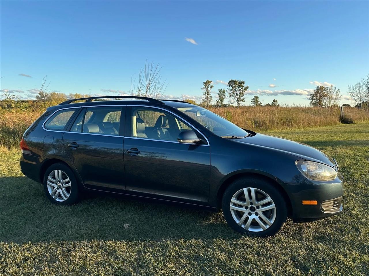 Volkswagen Jetta SportWagen  2010