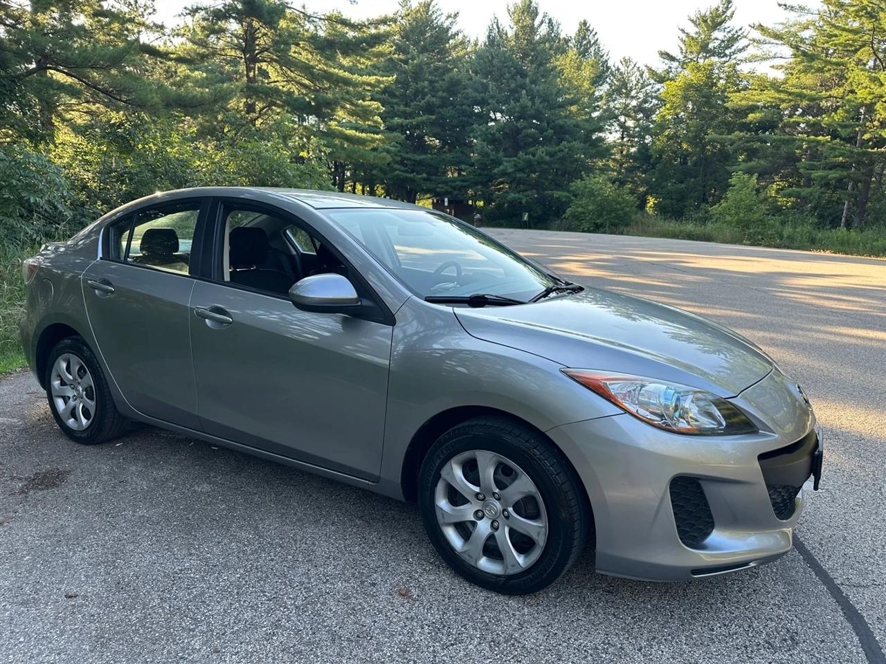 Mazda MAZDA3  2013