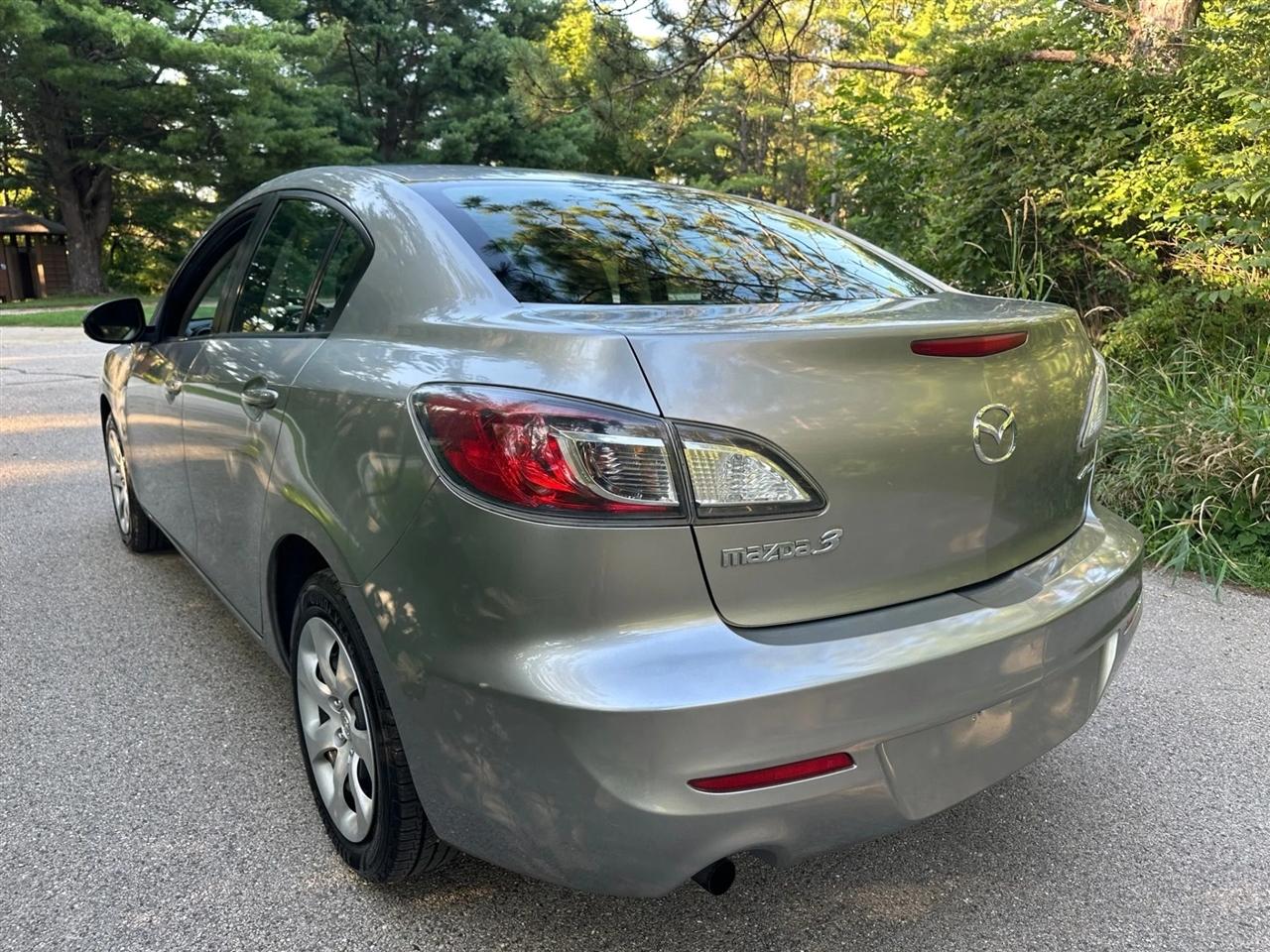 Mazda MAZDA3  2013