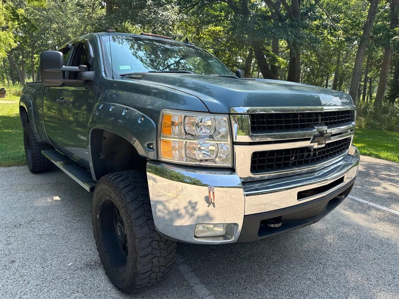 2007 Chevrolet Silverado 2500HD LT Pickup 4D 6 1/2 ft