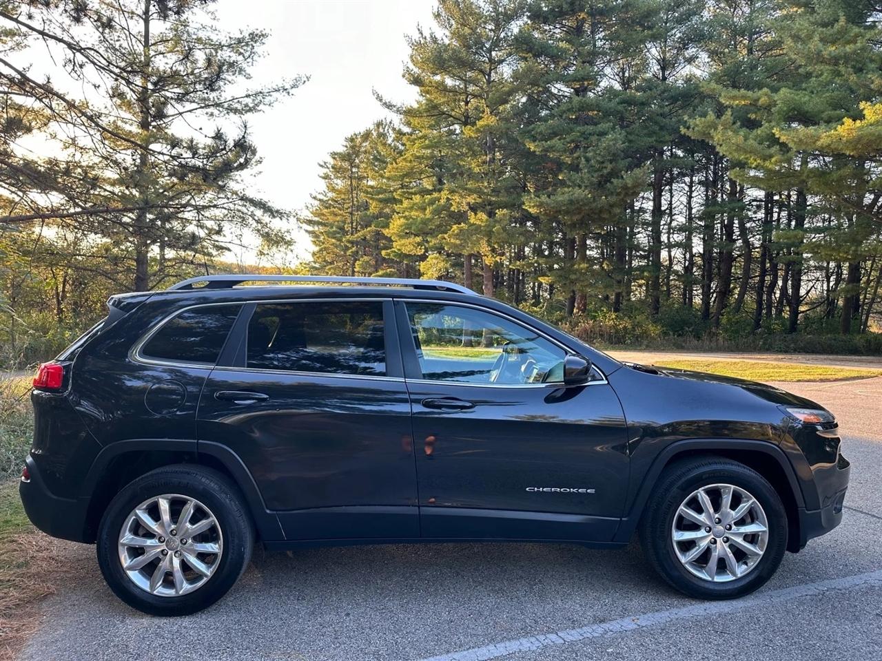 Jeep Cherokee  2016