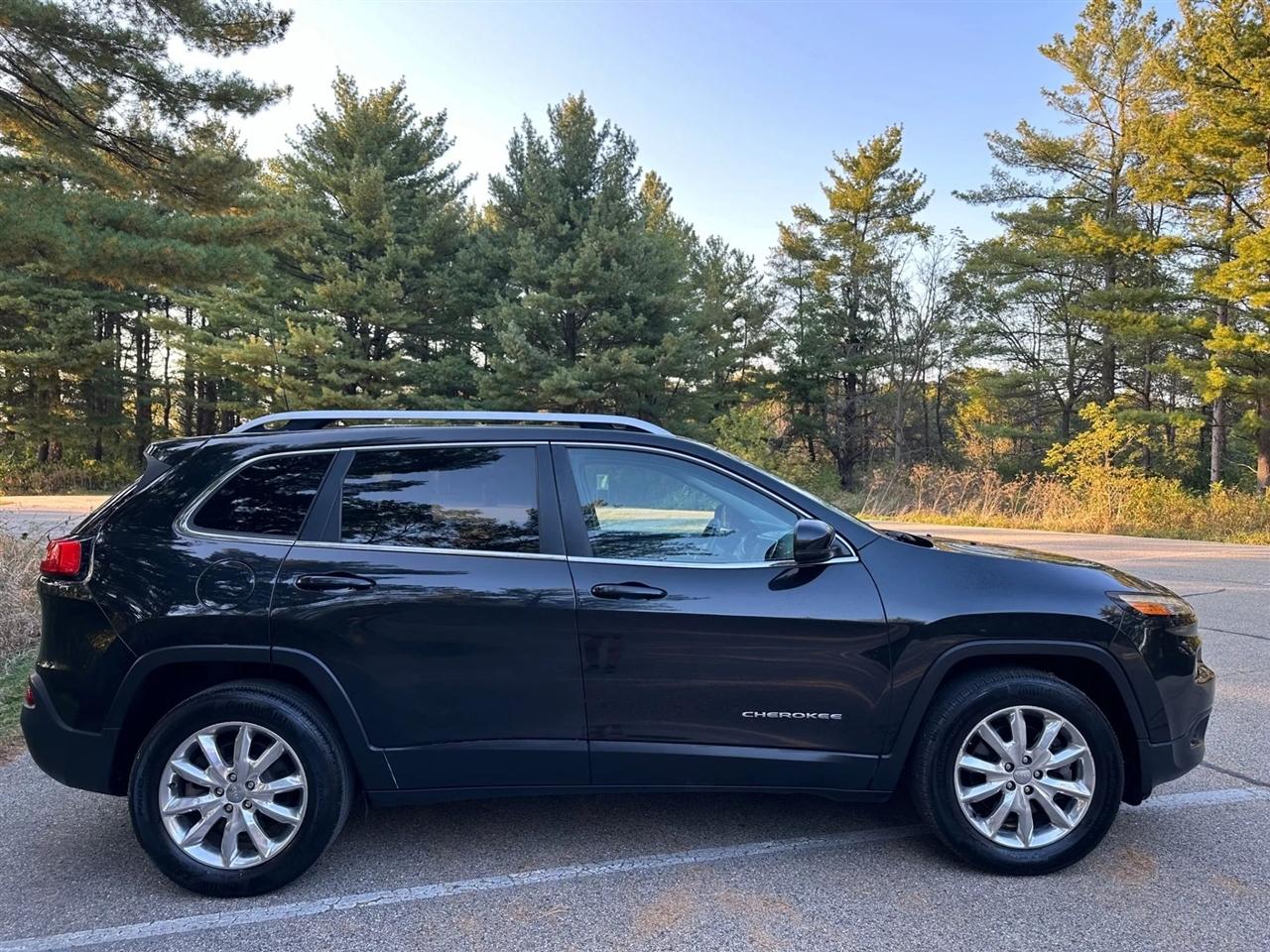 Jeep Cherokee  2016