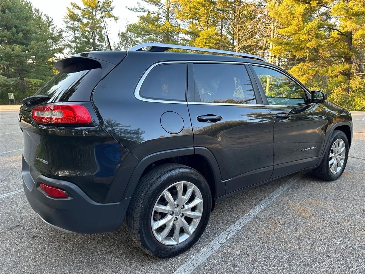 Jeep Cherokee  2016