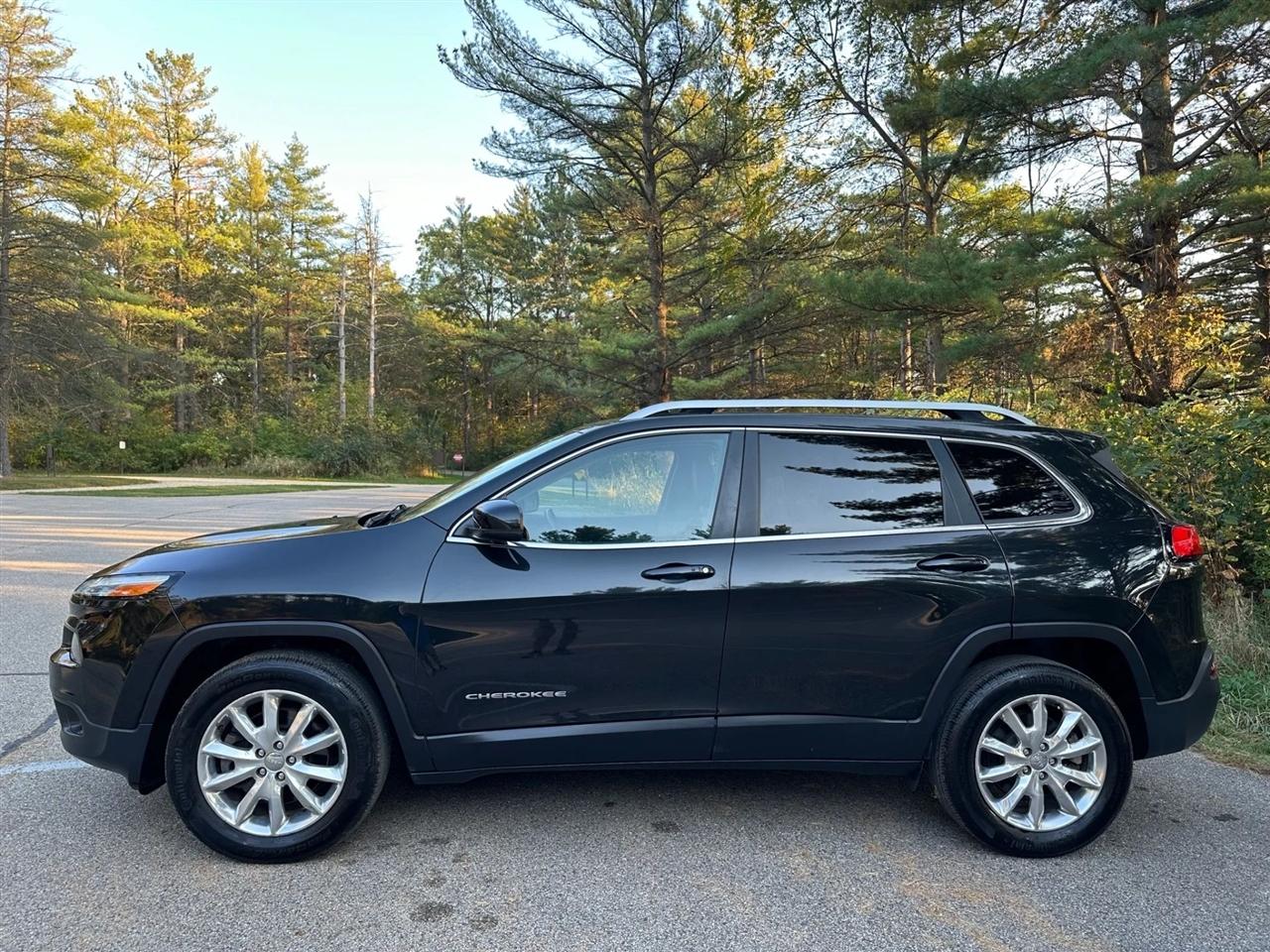 Jeep Cherokee  2016