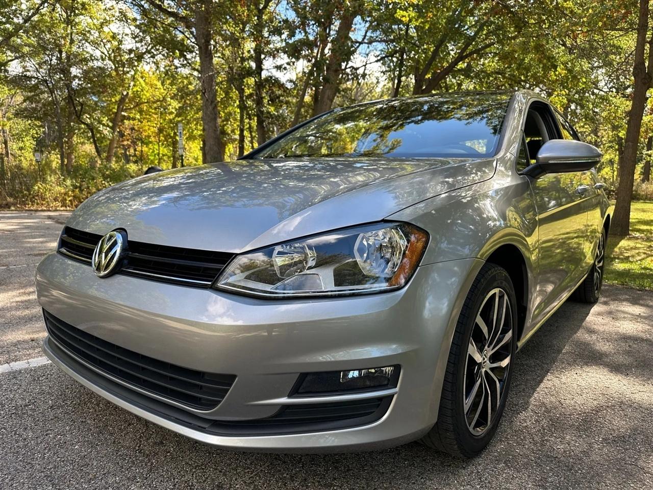 Volkswagen Golf  2017