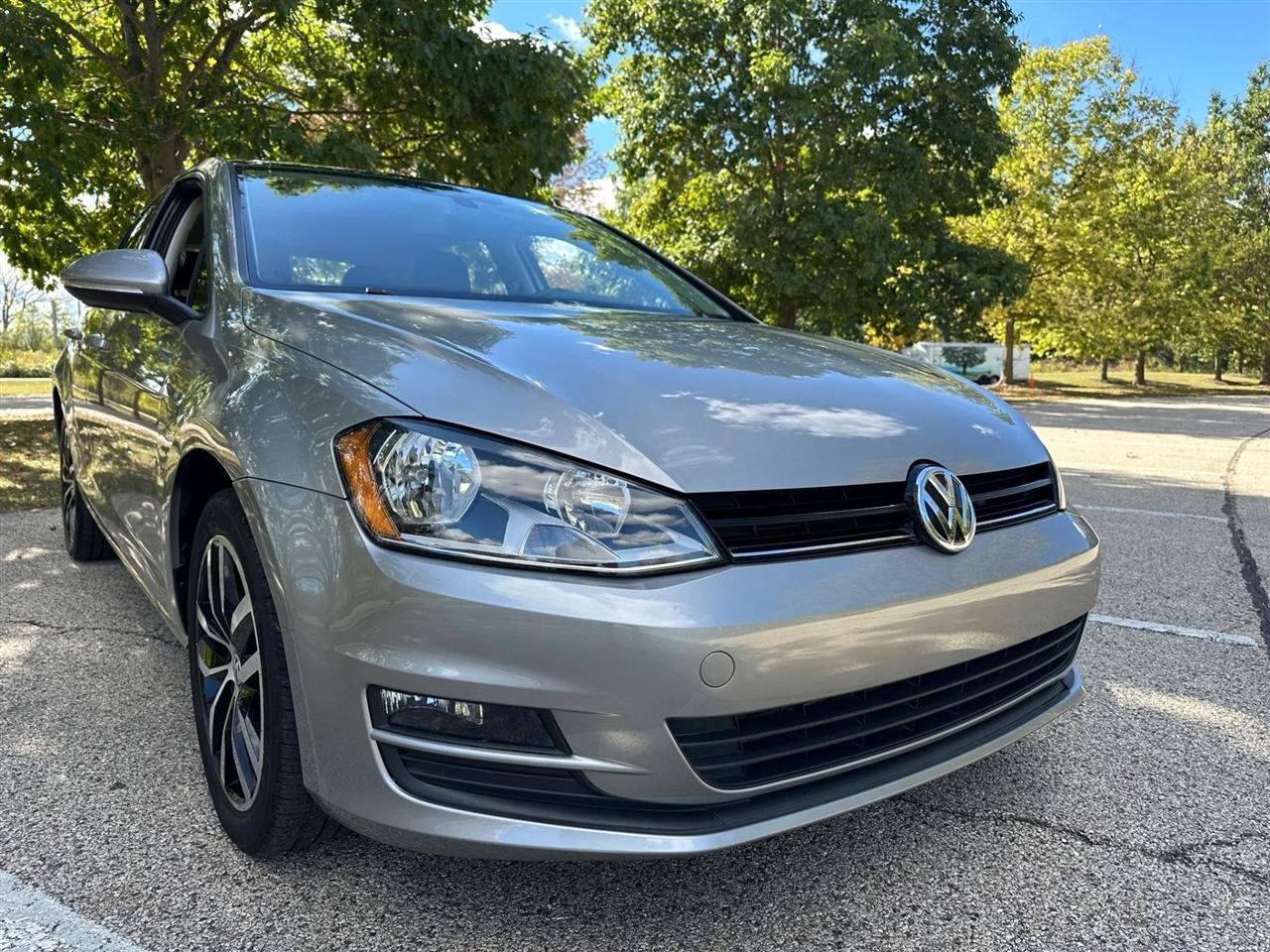 Volkswagen Golf  2017