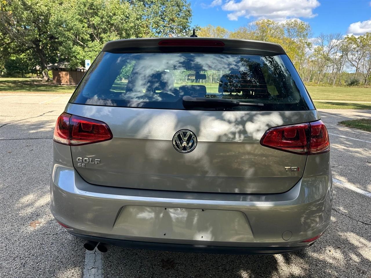 Volkswagen Golf  2017