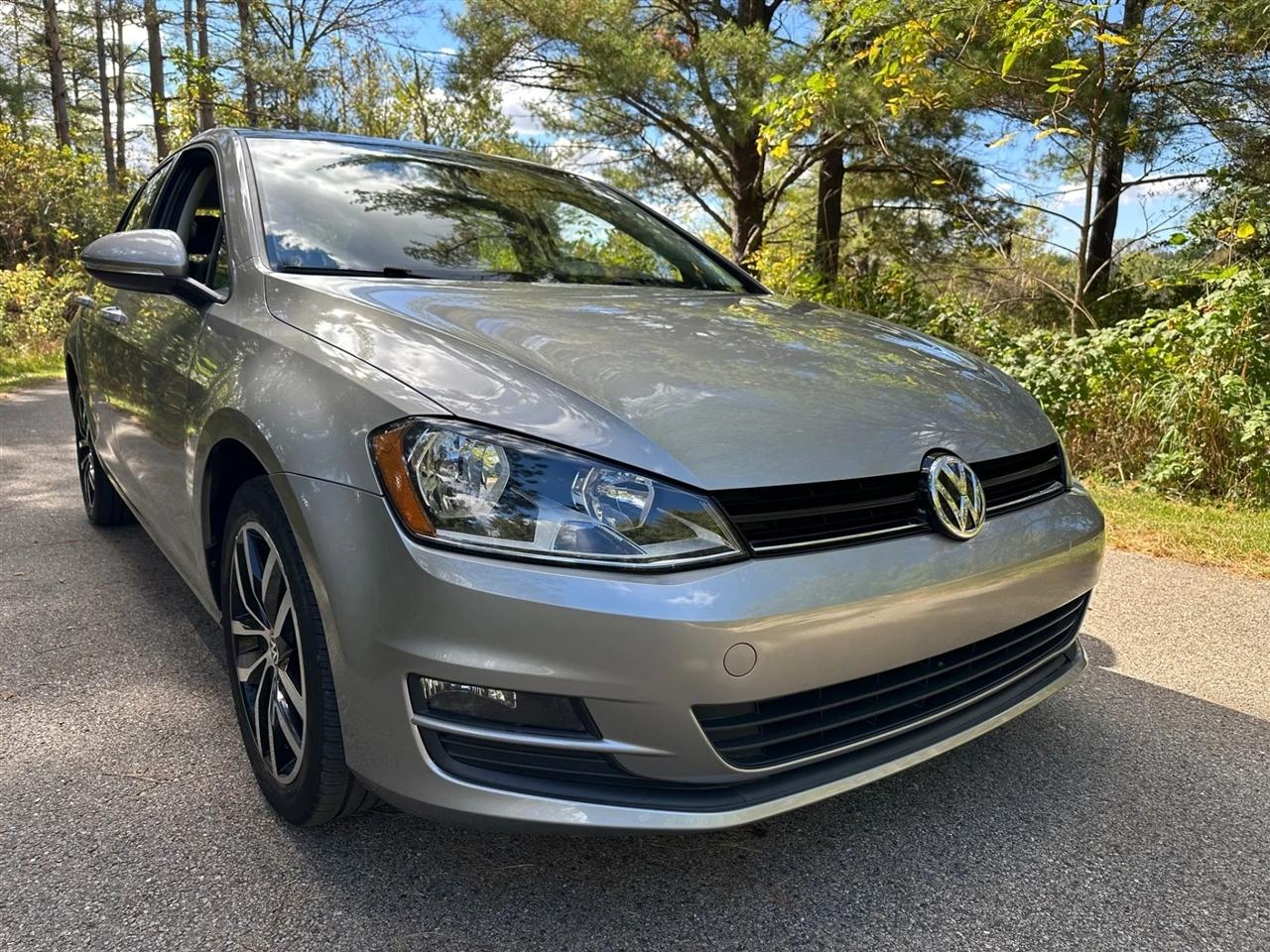 Volkswagen Golf  2017