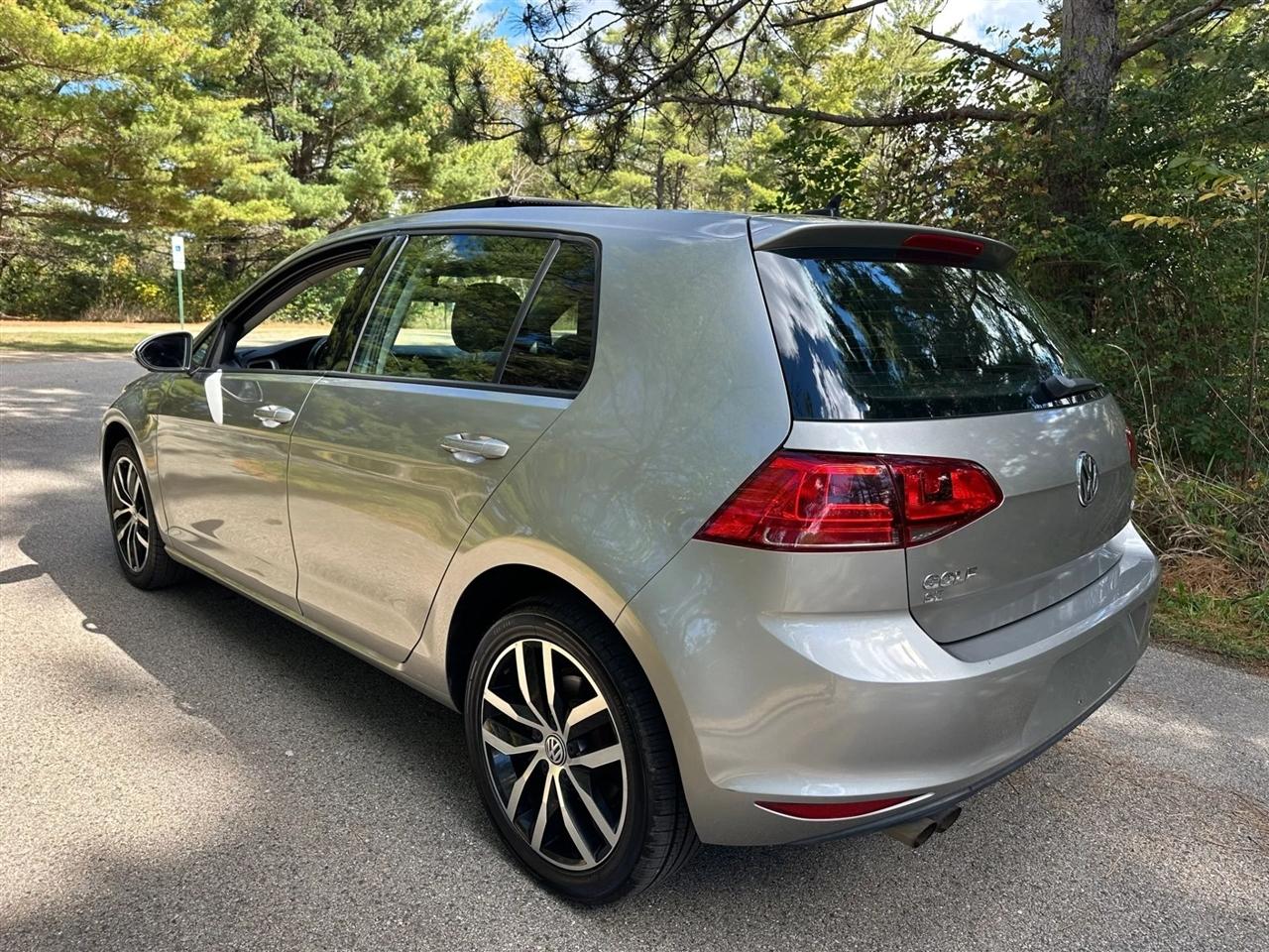 Volkswagen Golf  2017