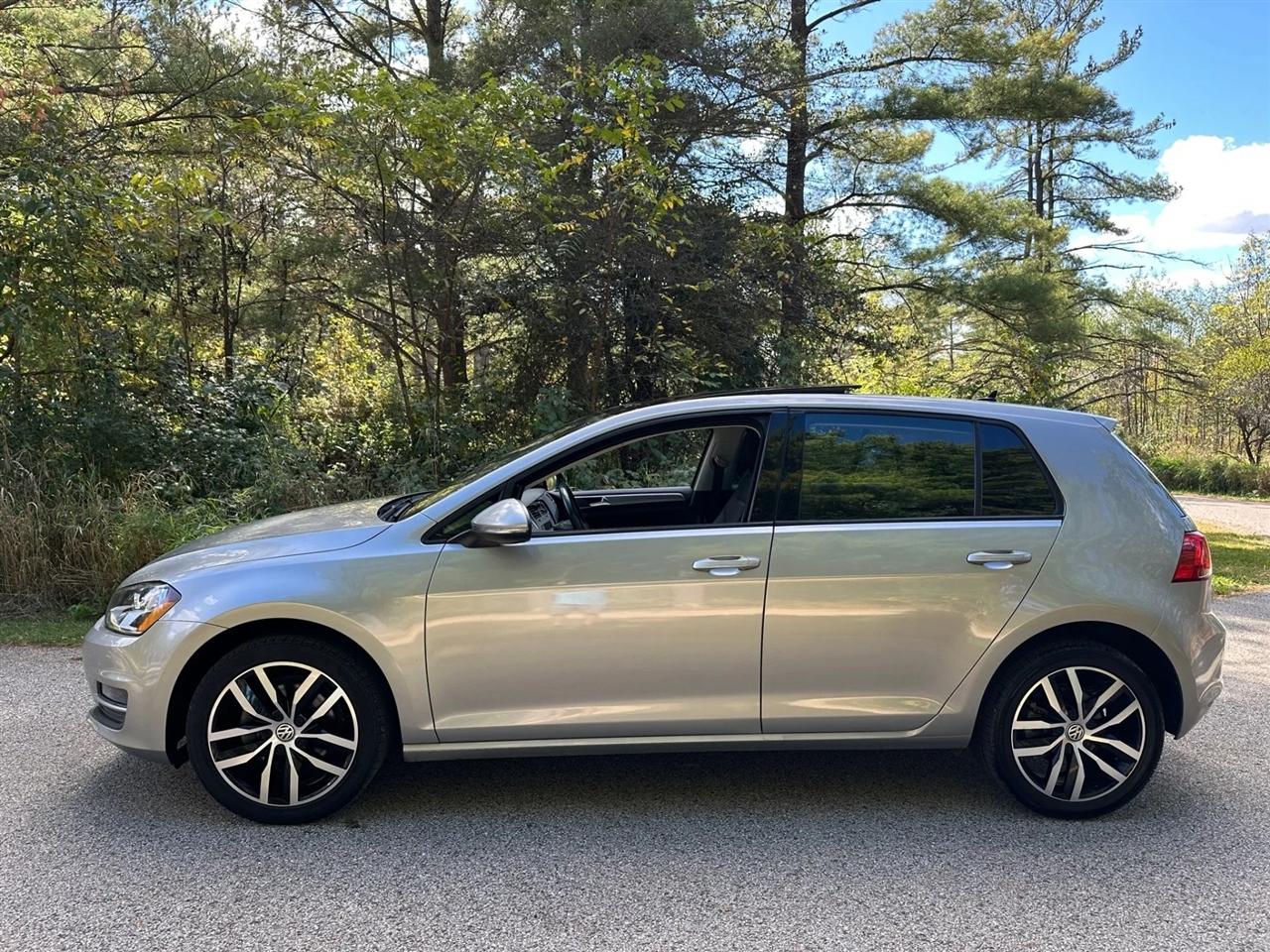 Volkswagen Golf  2017