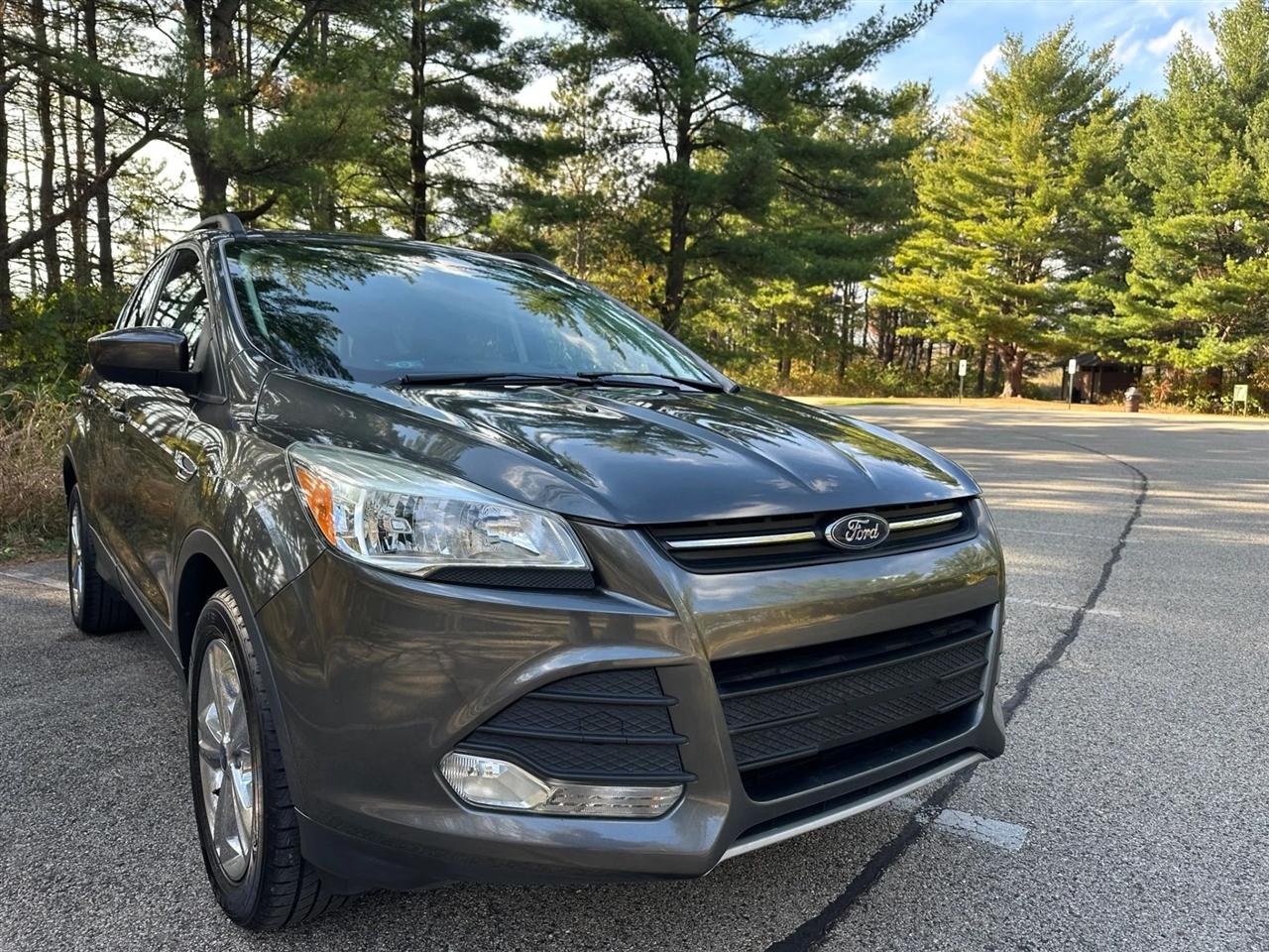 2016 Ford Escape SE Sport Utility 4D