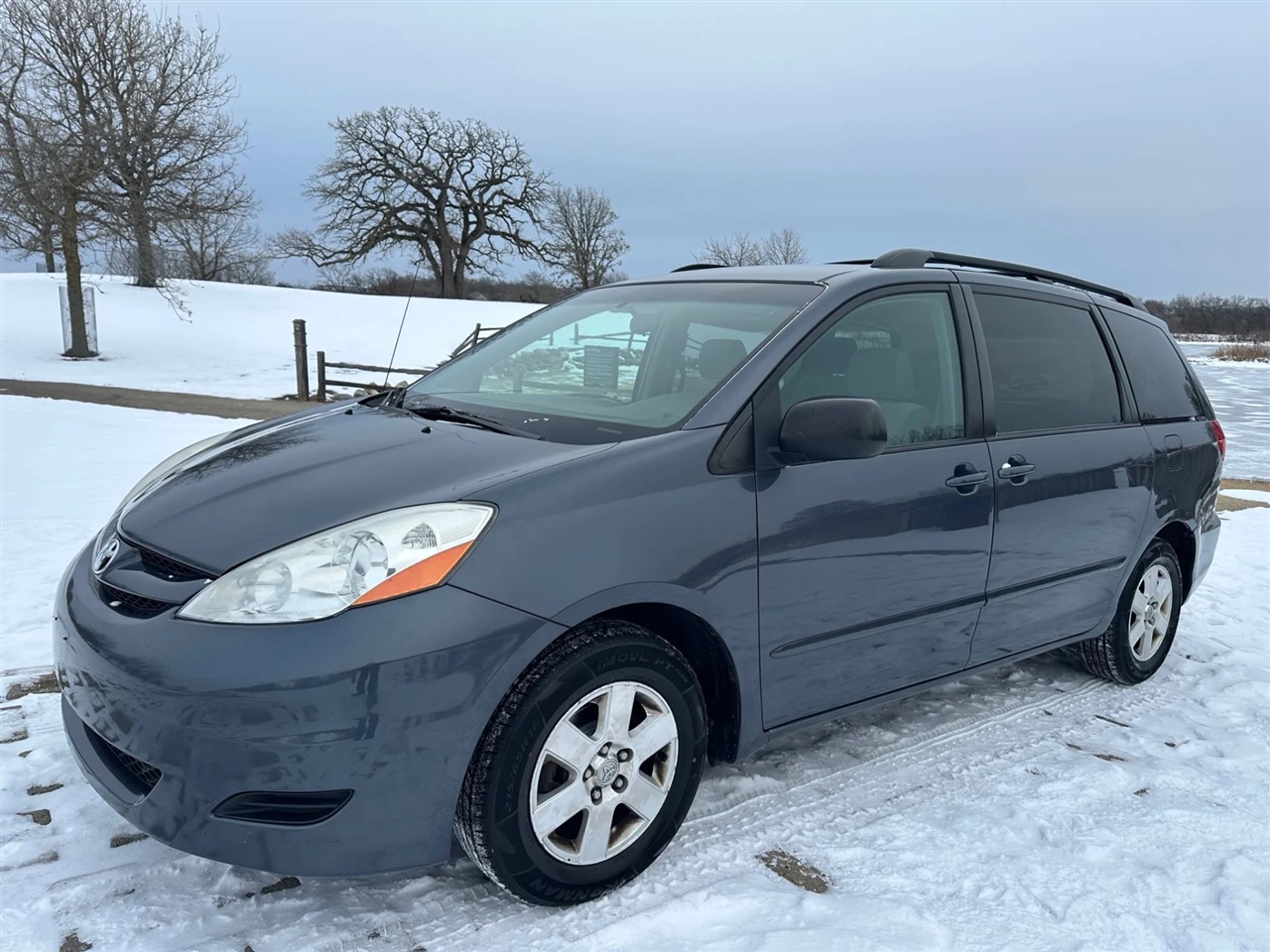 Toyota Sienna  2008