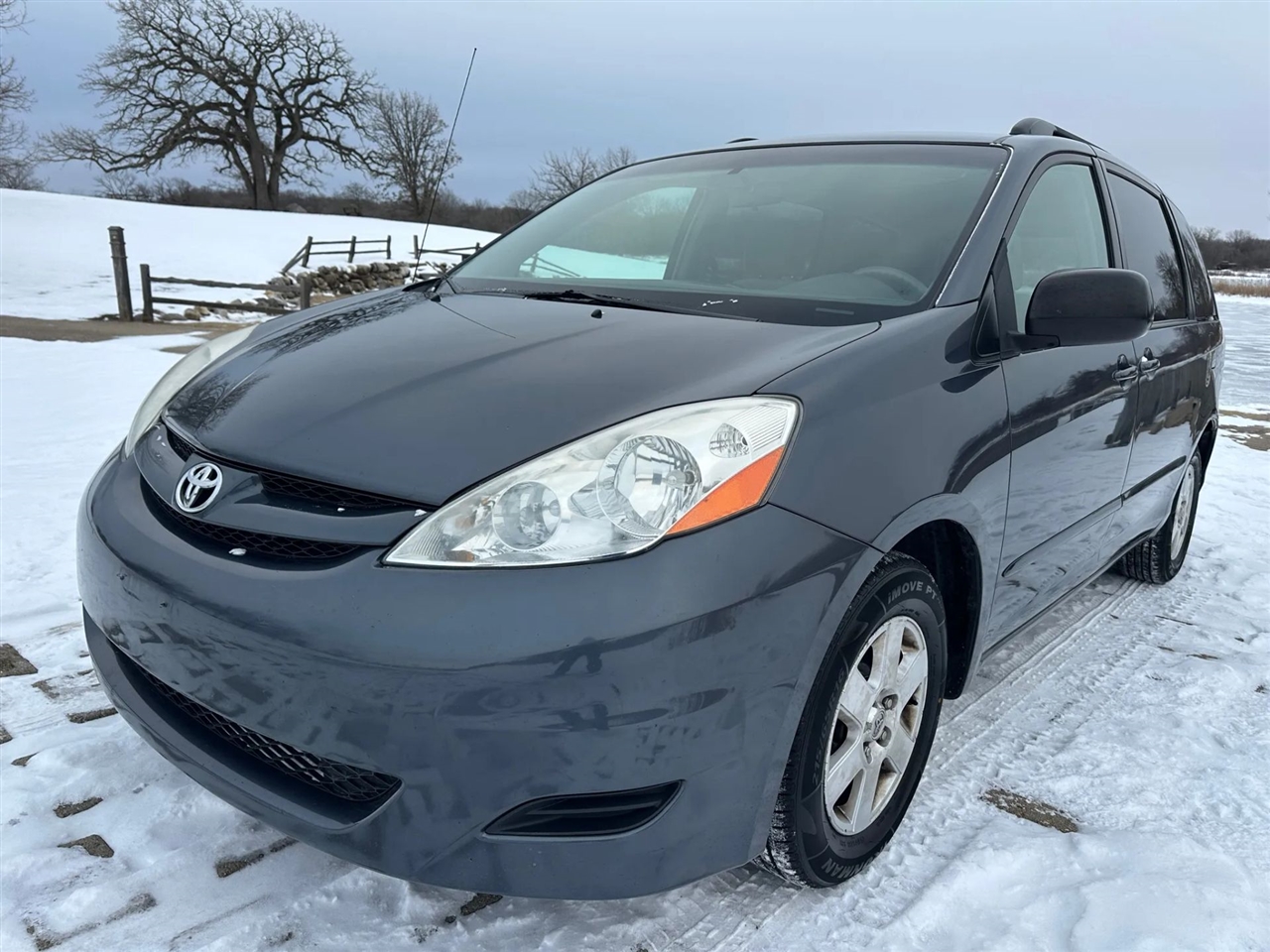 Toyota Sienna  2008