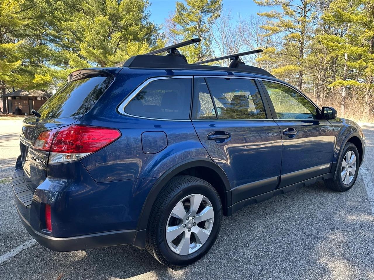 Subaru Outback  2010