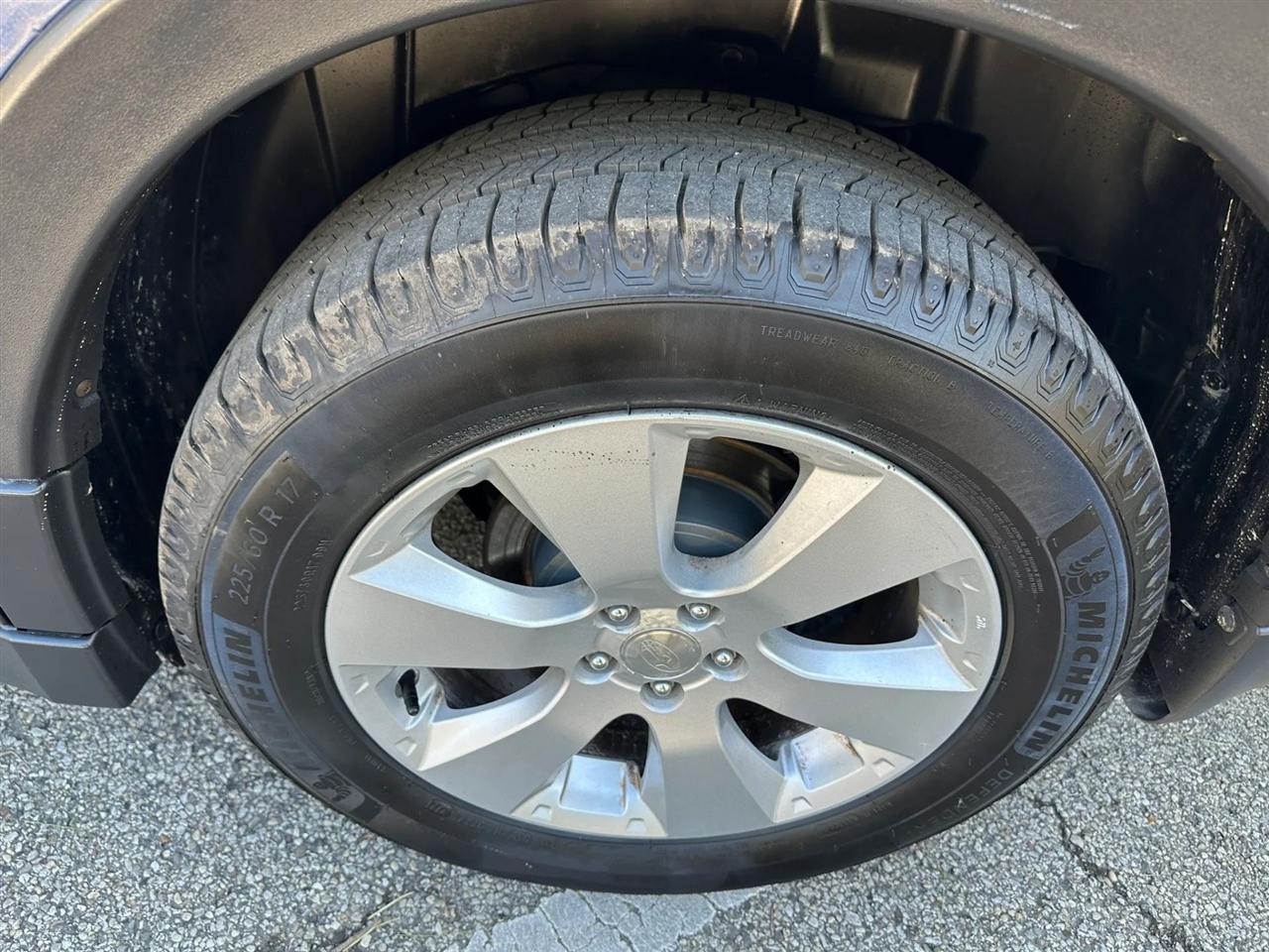 Subaru Outback  2010