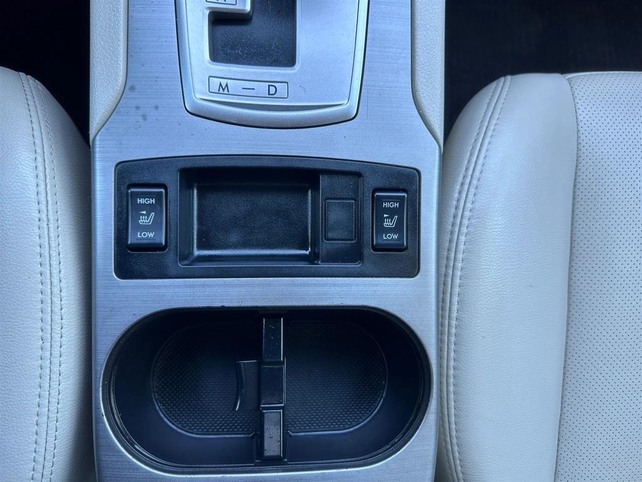 Subaru Outback  2010