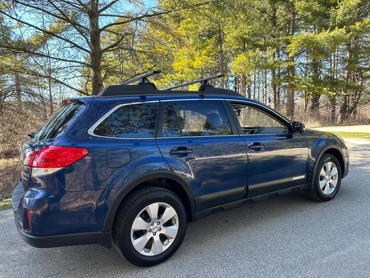Subaru Outback  2010