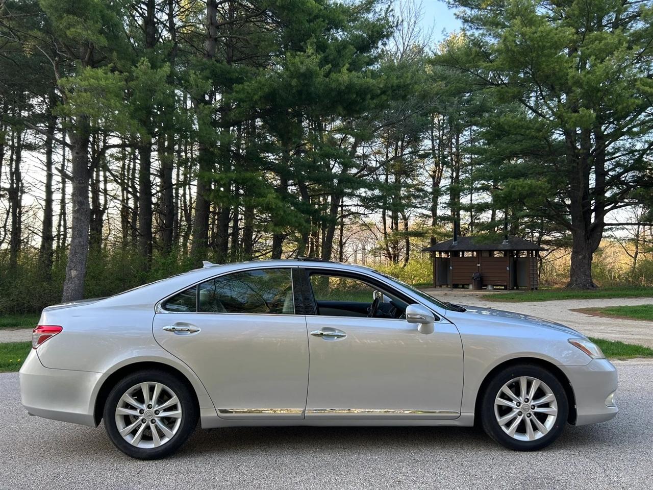 Lexus ES 350  2010