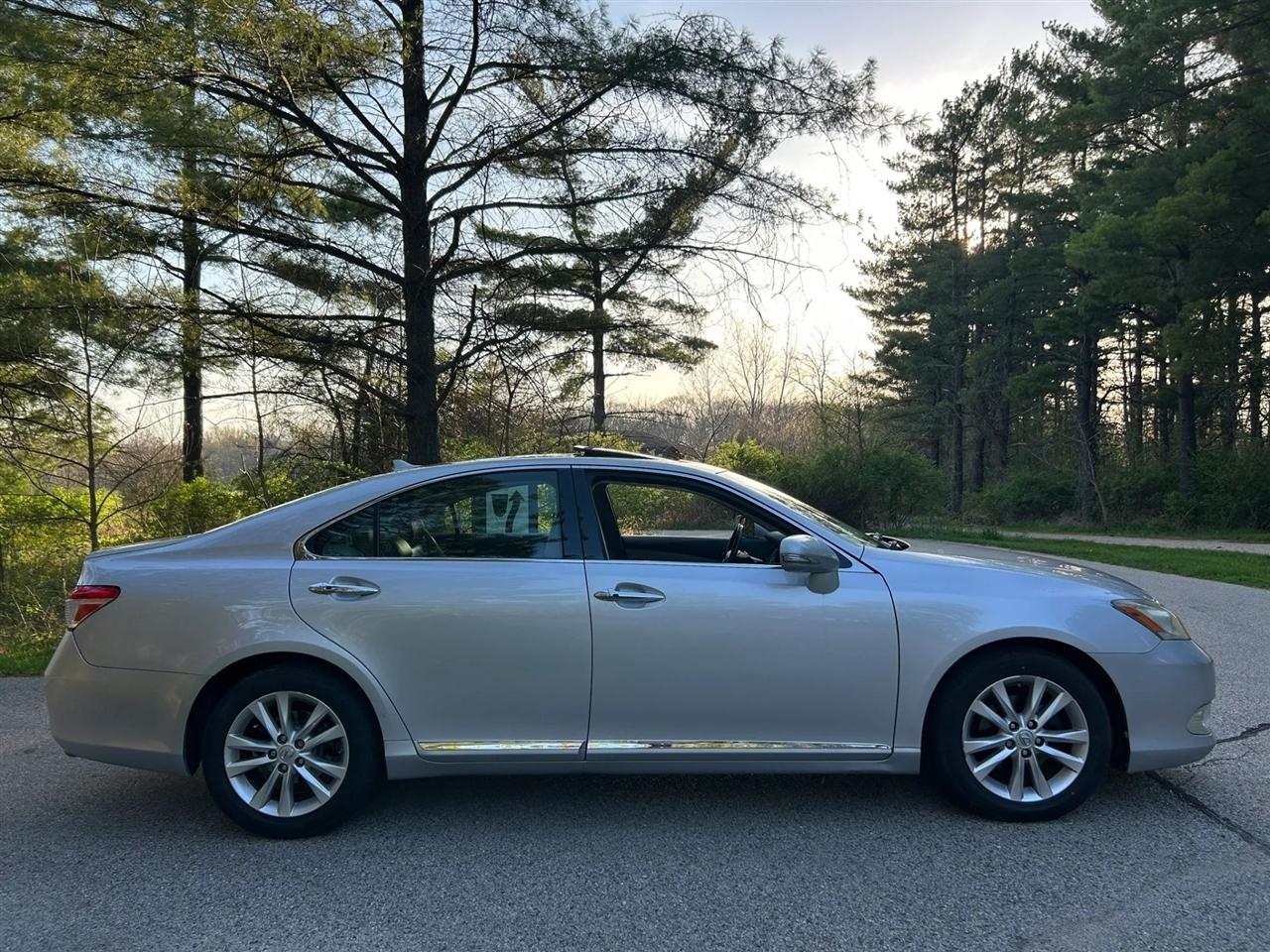 Lexus ES 350  2010