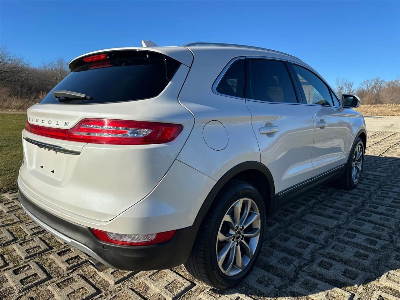 Lincoln MKC  2019
