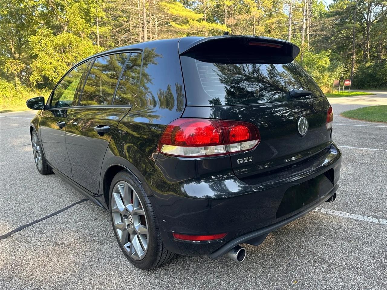 Volkswagen GTI  2013