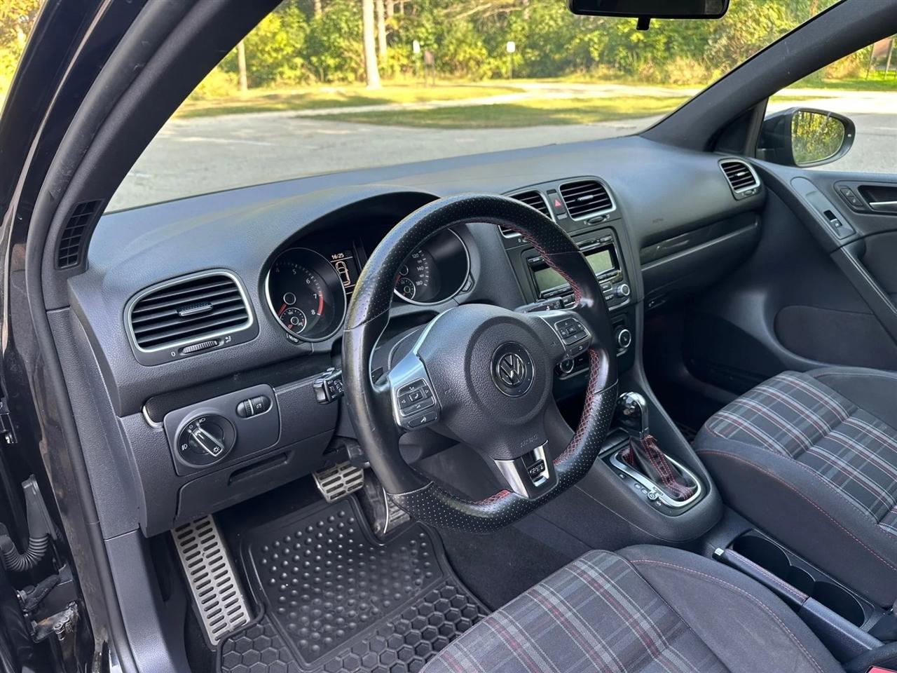 Volkswagen GTI  2013