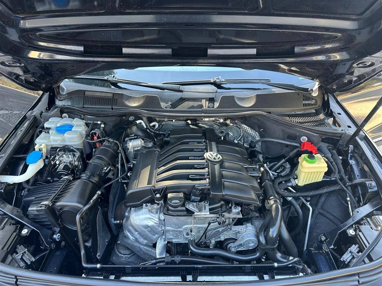 Volkswagen Touareg  2017