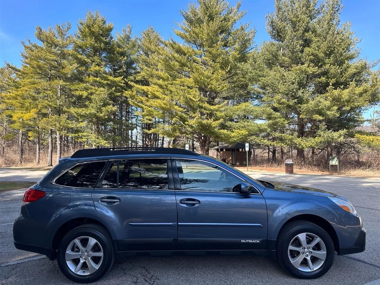 Subaru Outback  2013