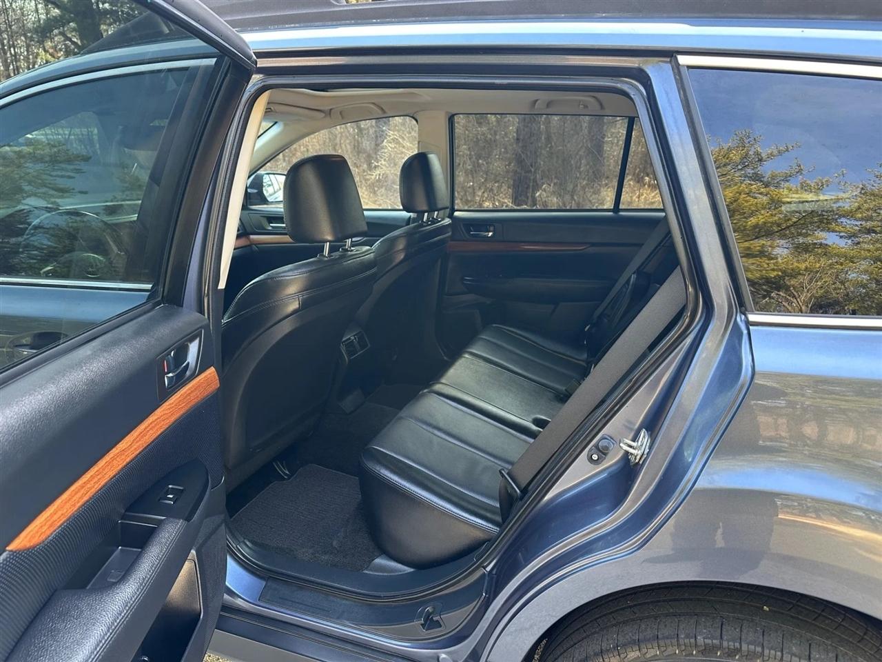 Subaru Outback  2013