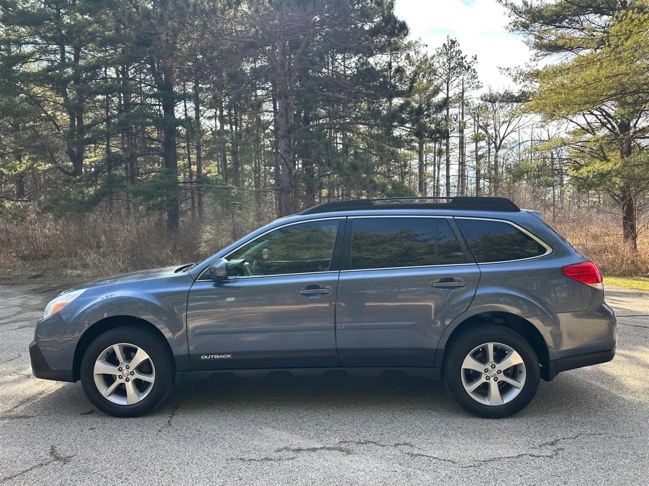 Subaru Outback  2013