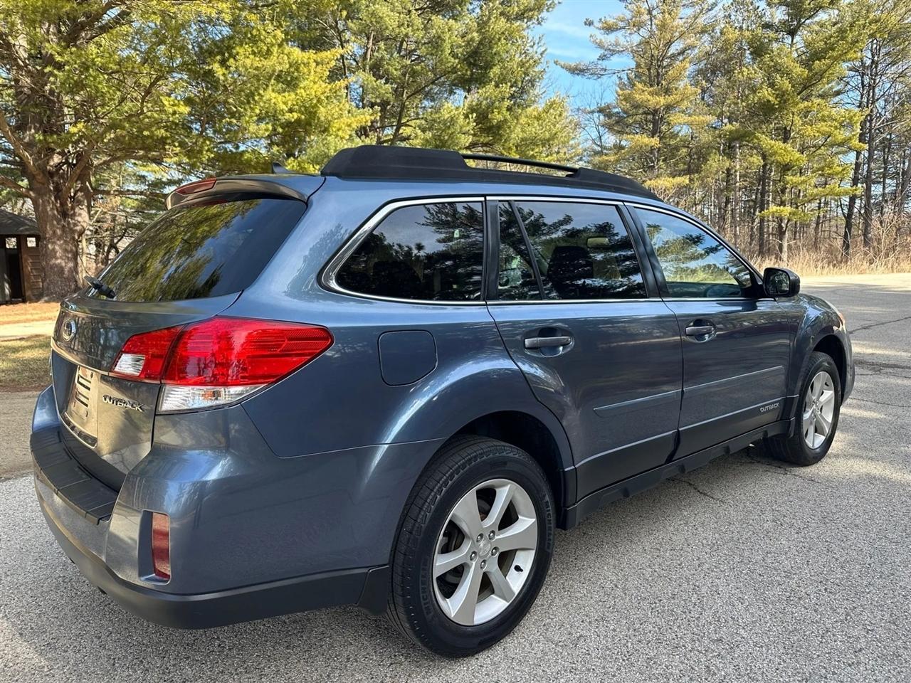 Subaru Outback  2013