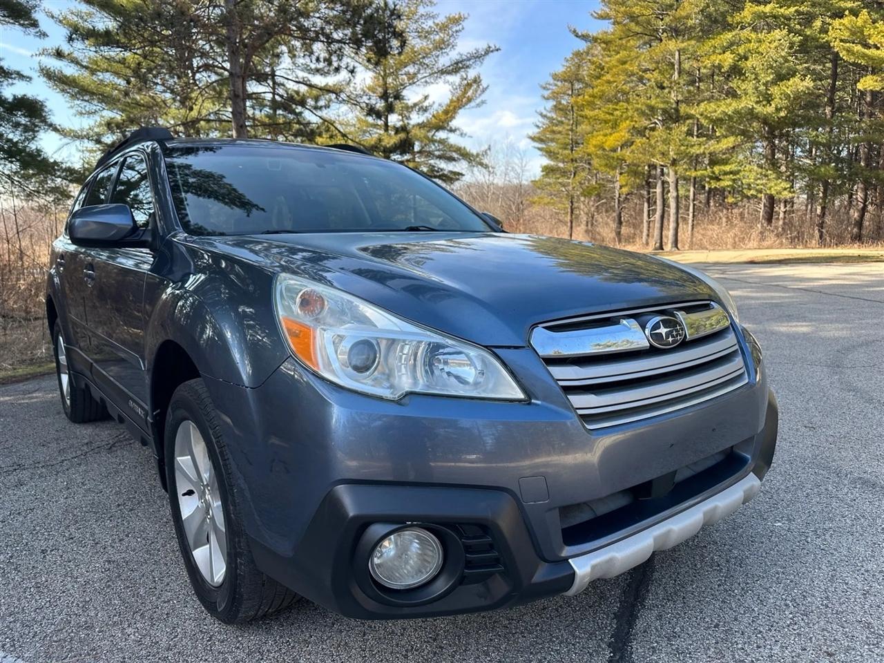 2013 Subaru Outback 2.5i Limited Wagon 4D