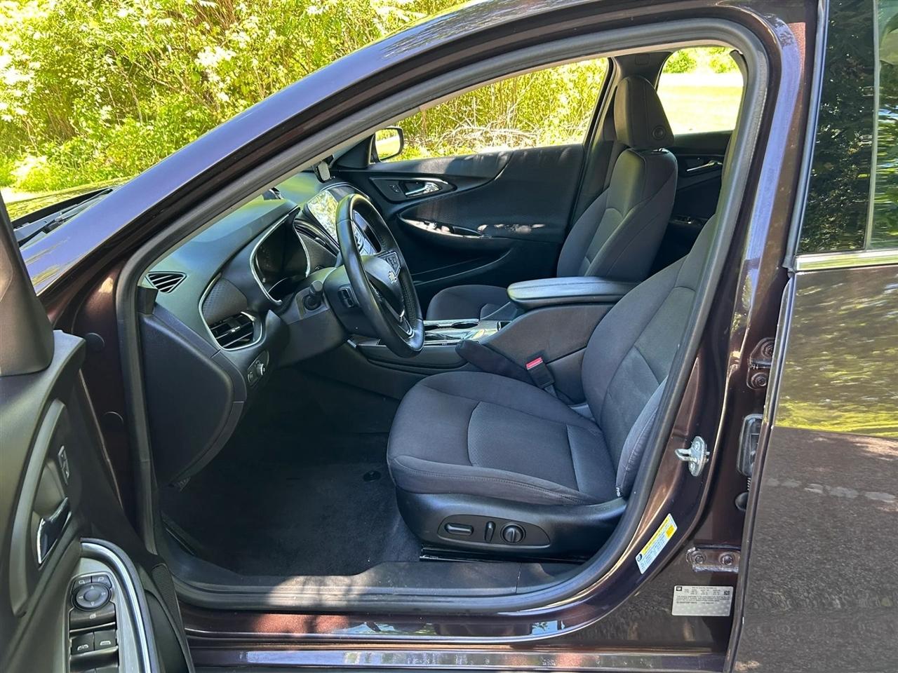 Chevrolet Malibu  2016