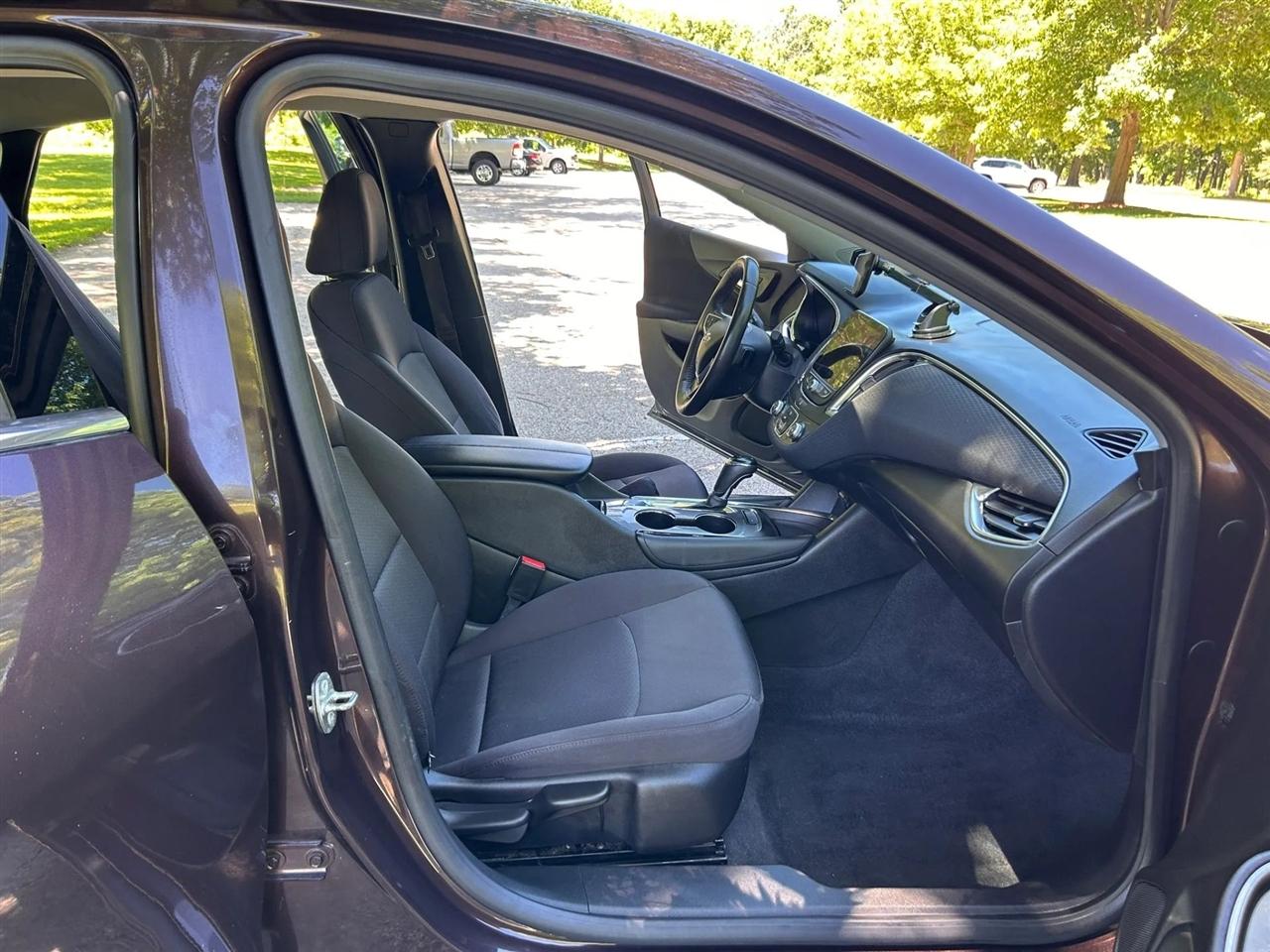 Chevrolet Malibu  2016
