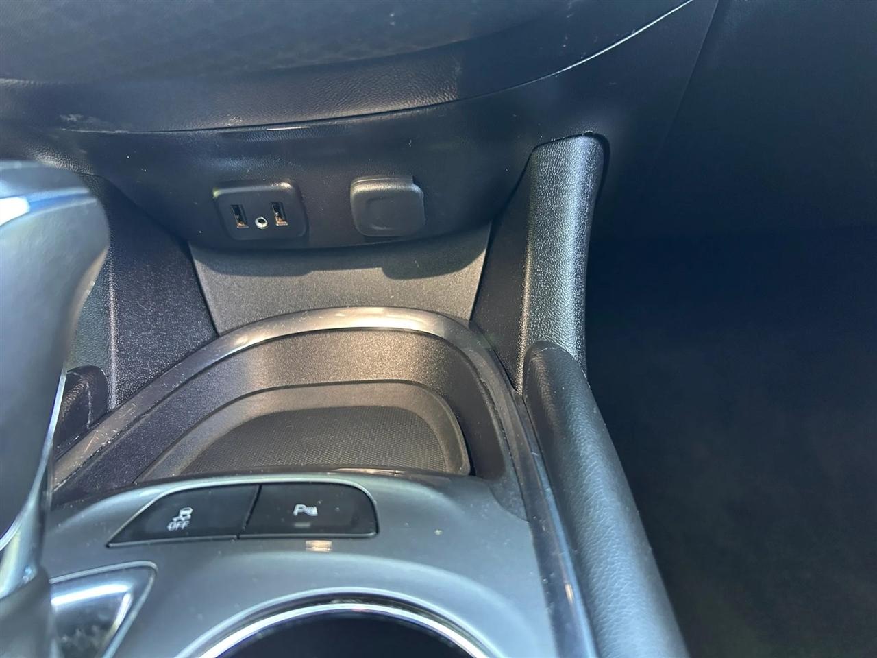 Chevrolet Malibu  2016