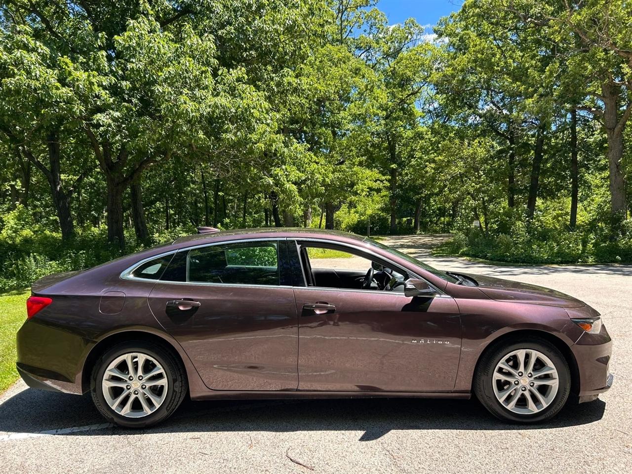 Chevrolet Malibu  2016