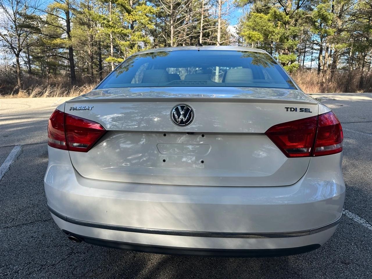 Volkswagen Passat  2013