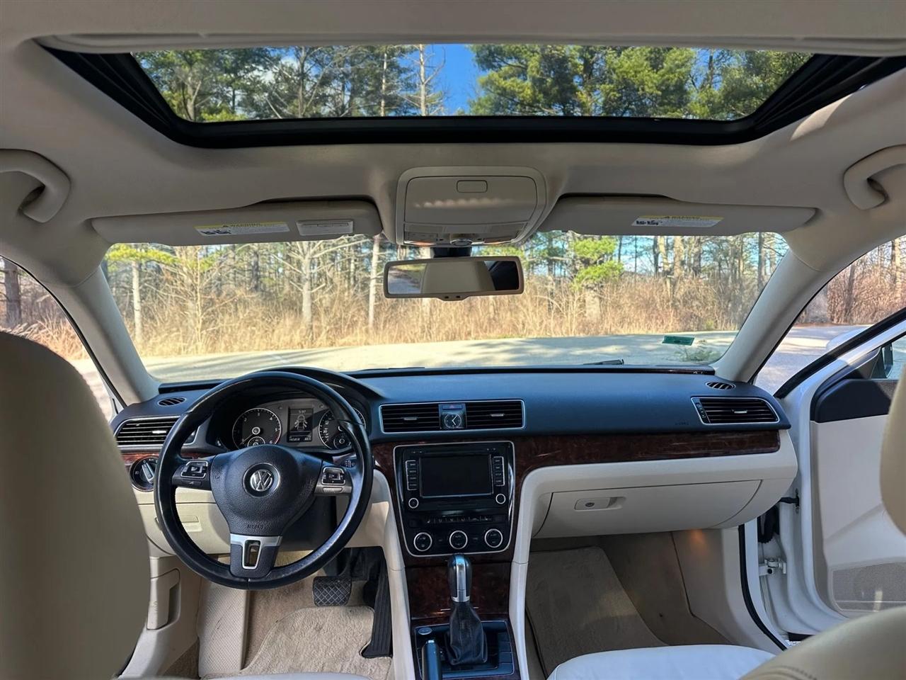 Volkswagen Passat  2013