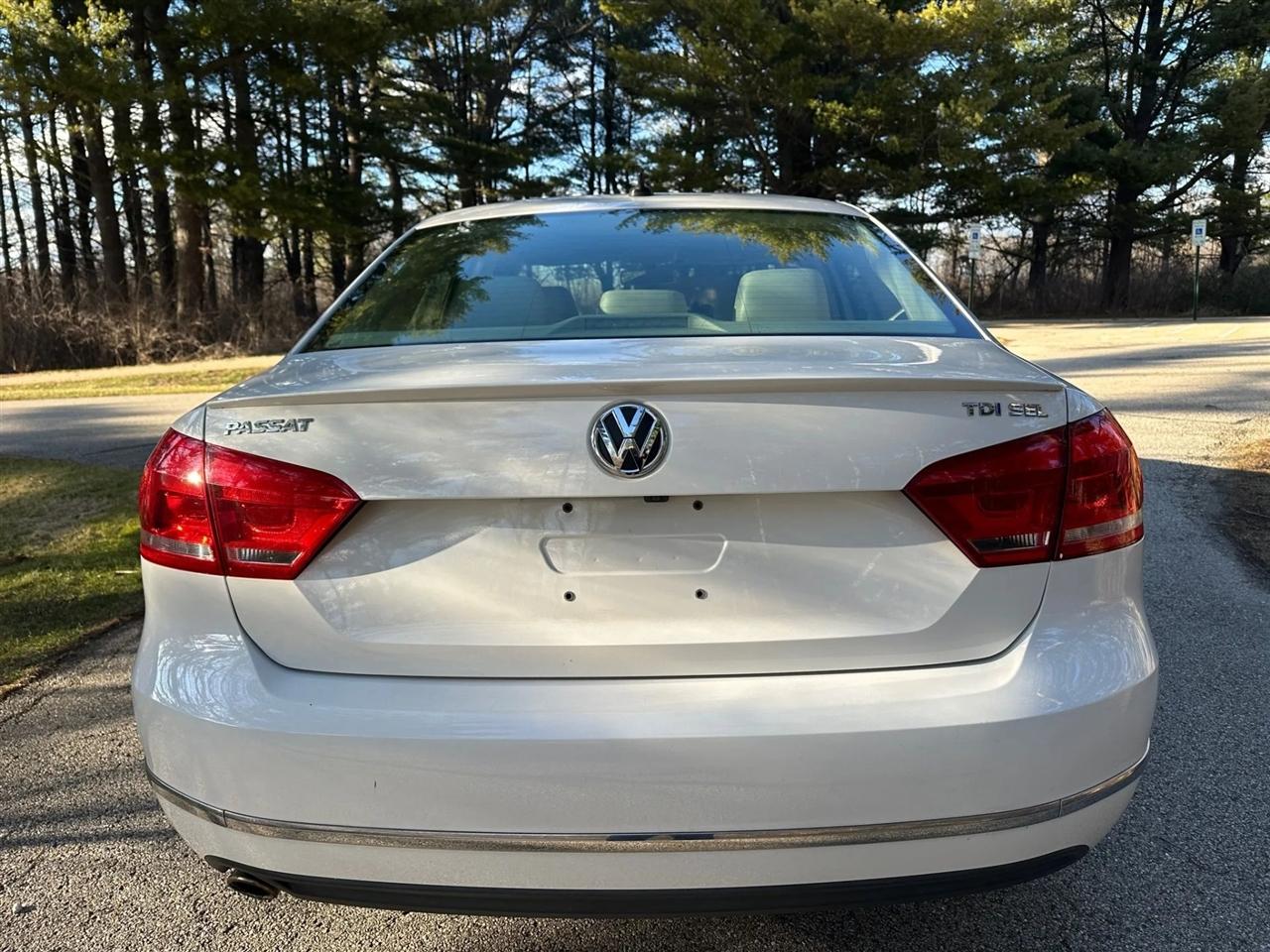 Volkswagen Passat  2013