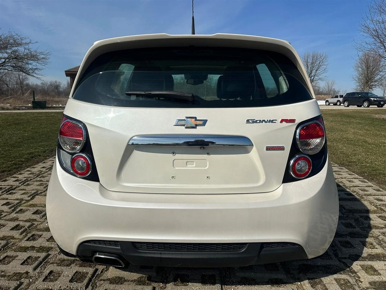 Chevrolet Sonic  2014