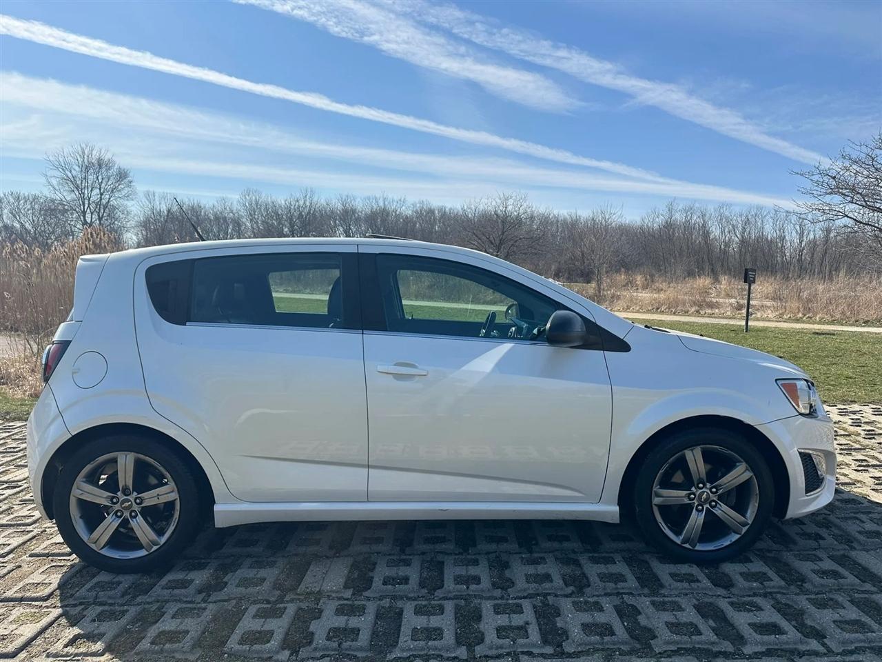 Chevrolet Sonic  2014