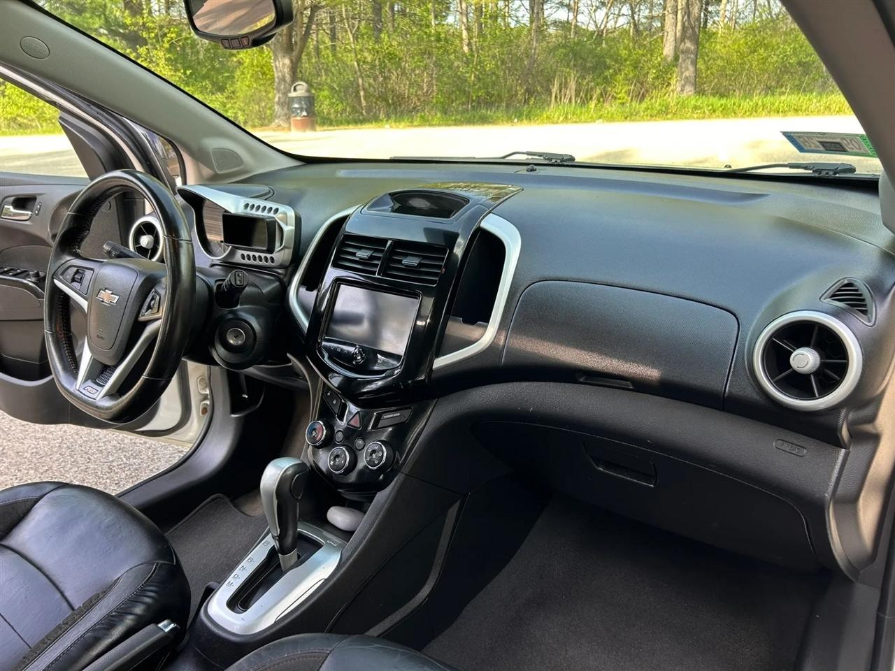 Chevrolet Sonic  2014