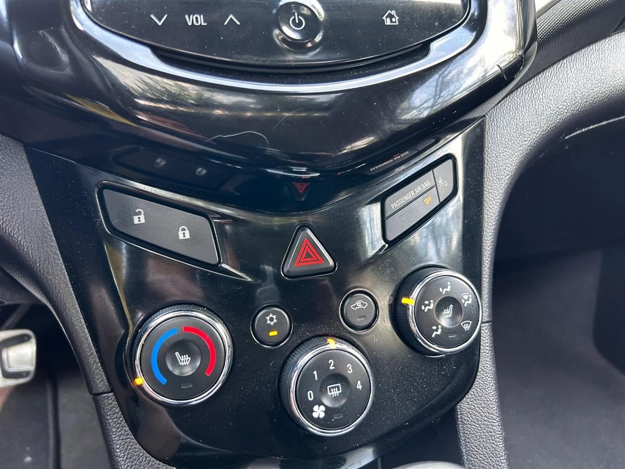 Chevrolet Sonic  2014