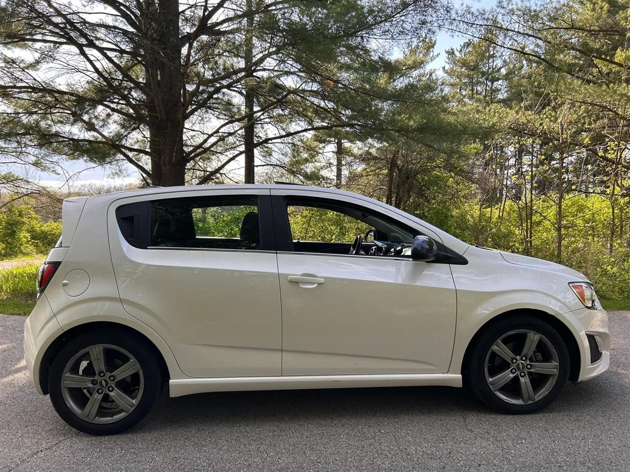 Chevrolet Sonic  2014
