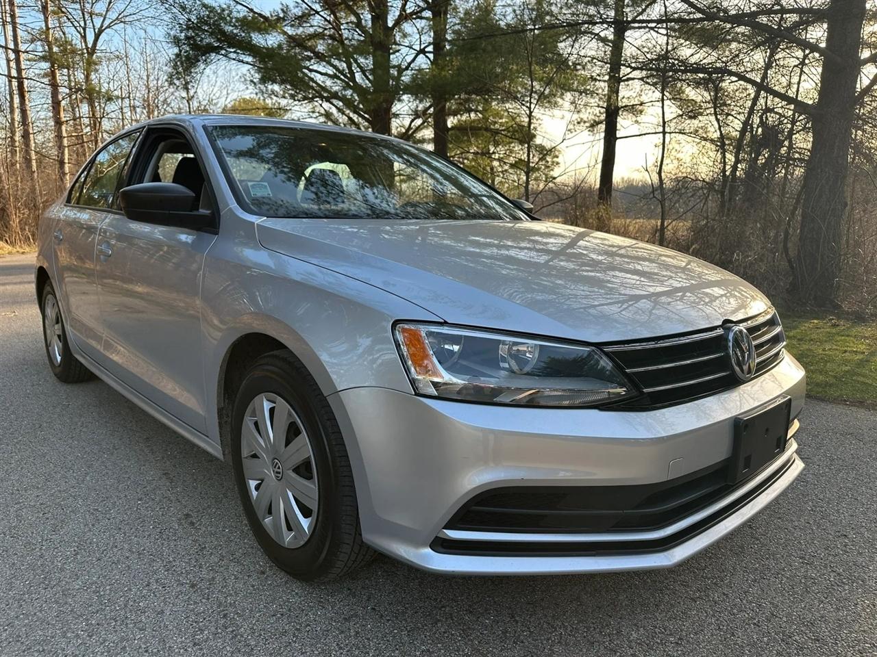 Volkswagen Jetta  2016